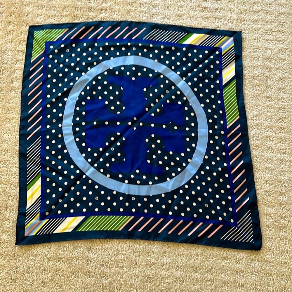 Tory Burch silk scarf 21 in square